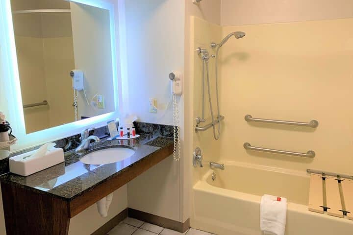 Room 20 of 37